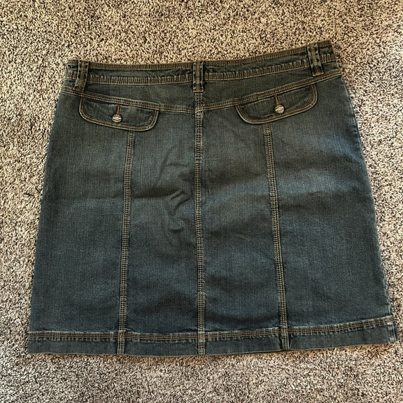 Womens Cabi Jean Skirt sz 16 - Picture 2 of 3